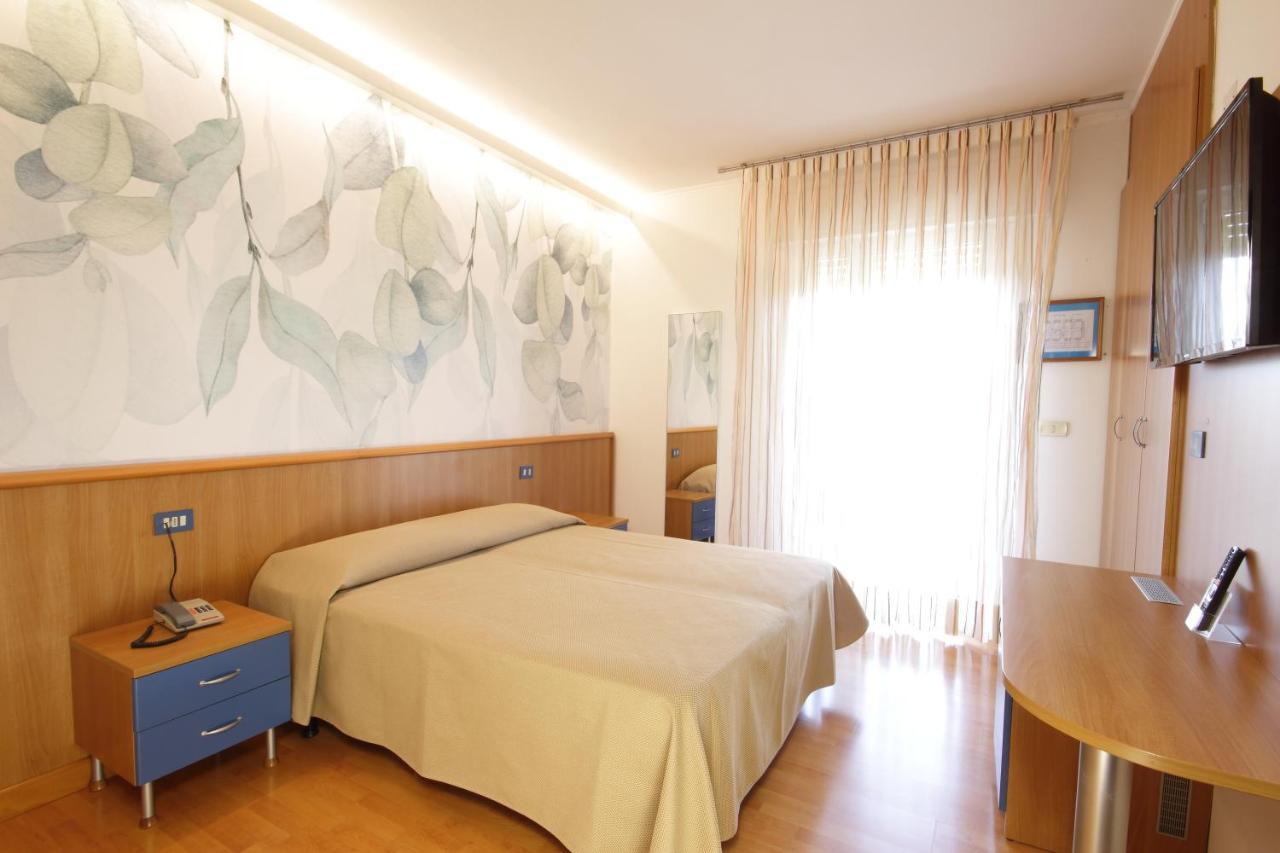 Hotel Toledo Lido di Jesolo Esterno foto